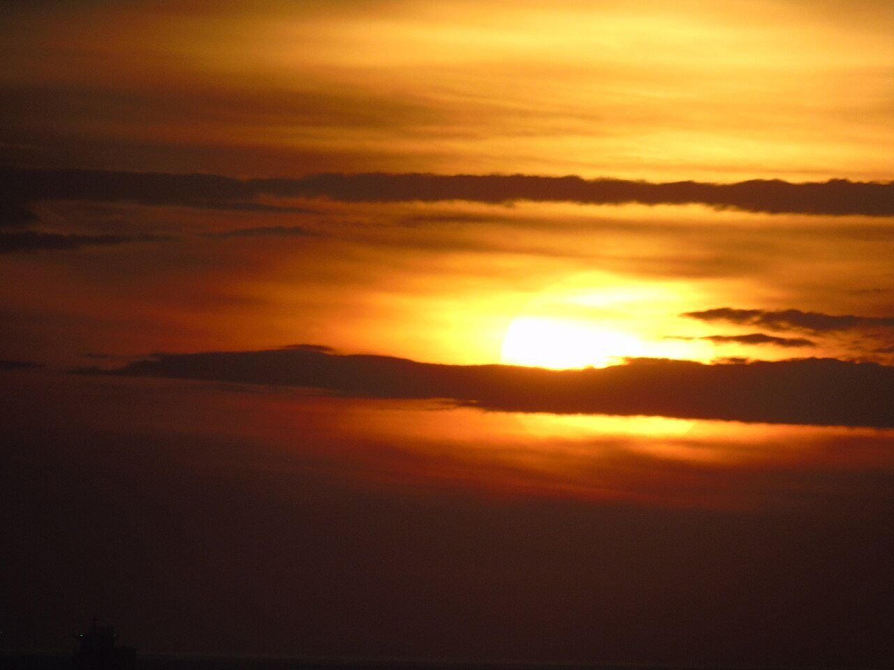 Nascer do sol na Praia da Tupi