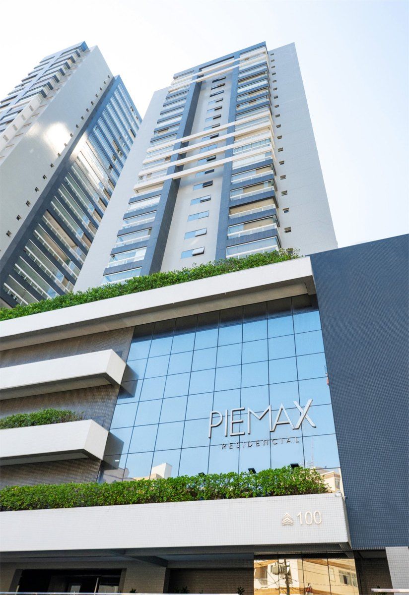 Fachada do Piemax Residencial, em Boqueirão, Praia Grande
