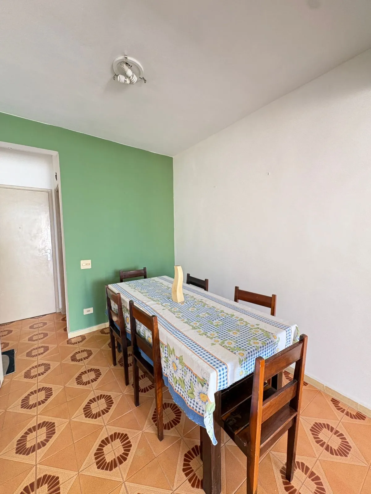 Apartamento com 2 quartos, Guilhermina, foto 10 de 17