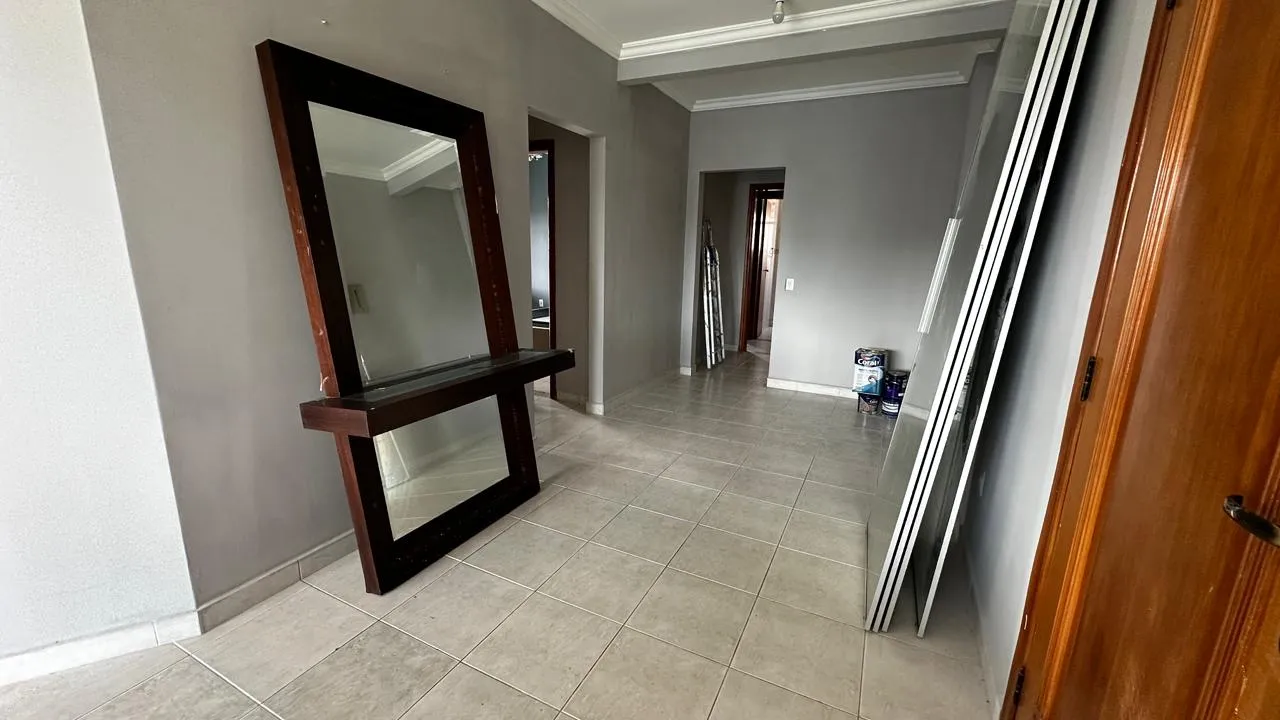 Apartamento com 3 quartos, Caiçara, foto 8 de 18