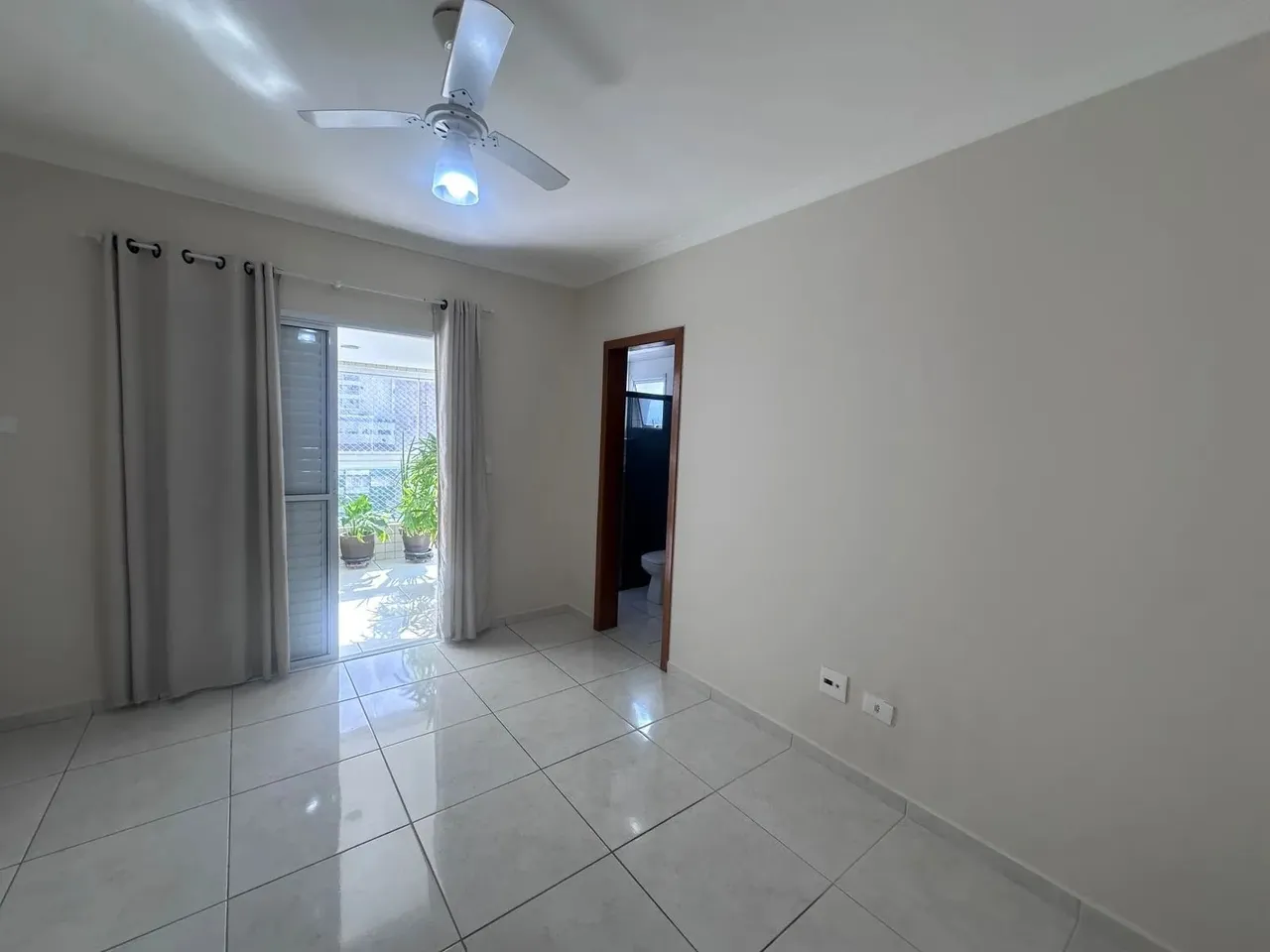 Apartamento com 3 quartos, Canto do Forte, foto 9 de 18