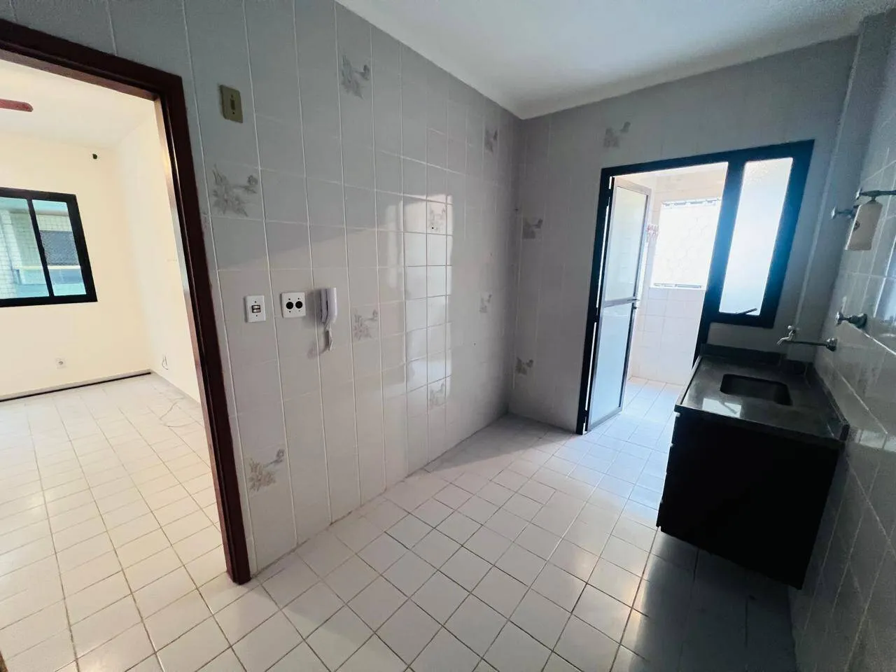 Apartamento com 1 quarto, Canto do Forte, foto 9 de 16