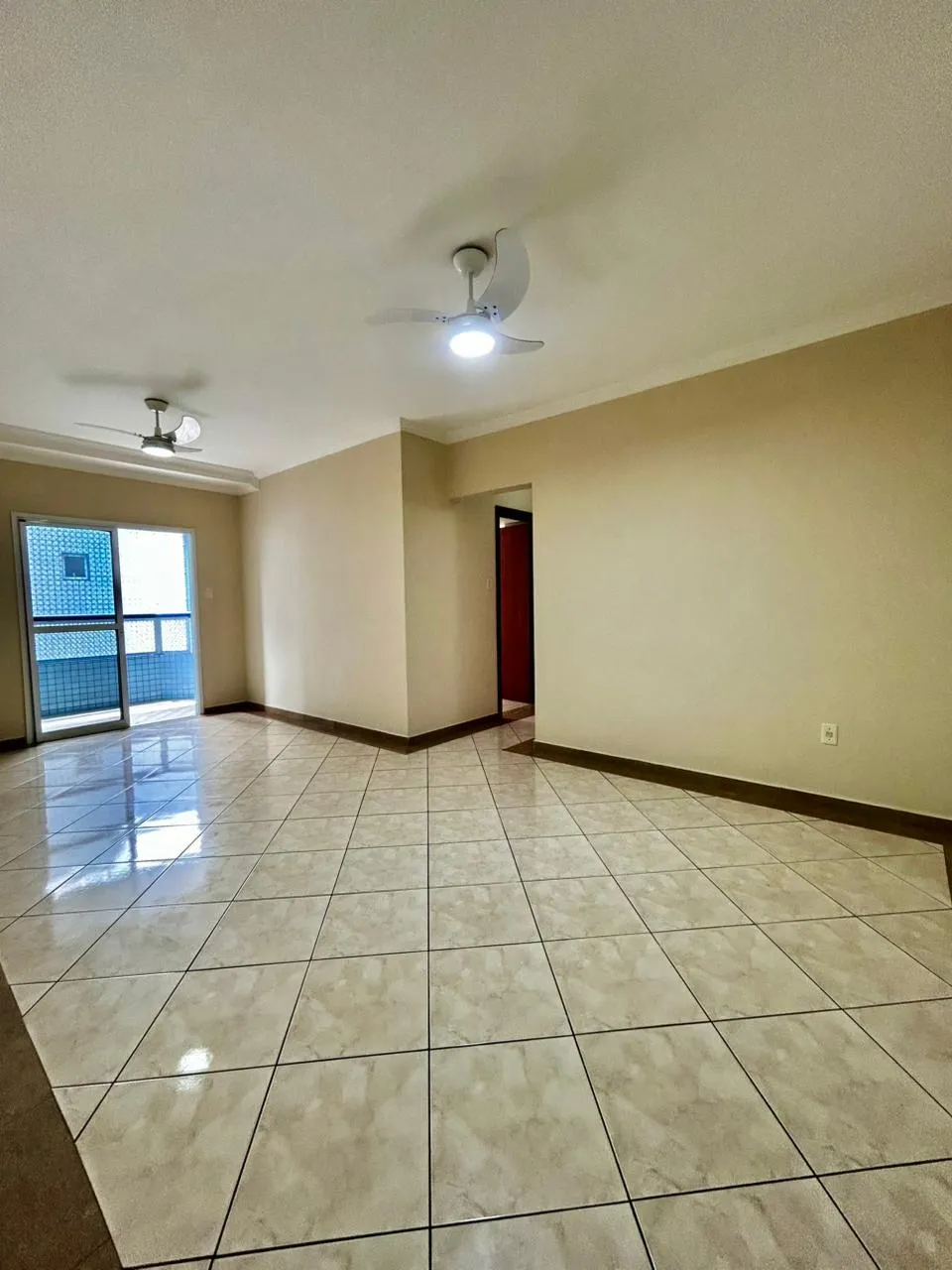 Apartamento com 2 quartos, Guilhermina, foto 7 de 14
