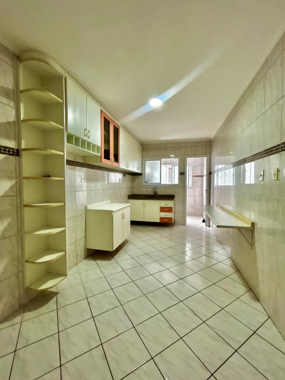 Apartamento com 2 quartos, Guilhermina, foto 14 de 14