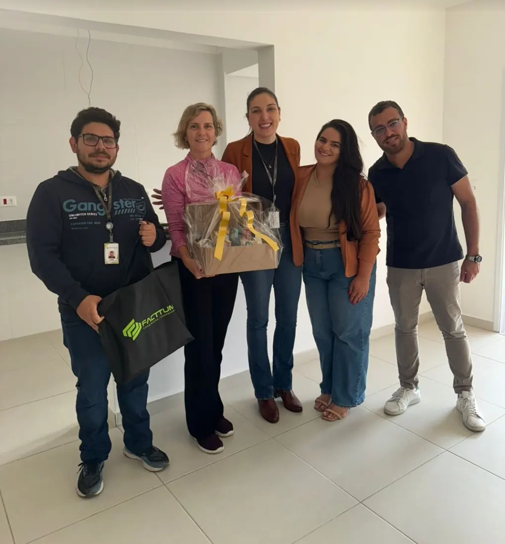 Entrega de chaves no Edifício Guará